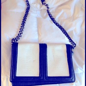 H & M purse black and white